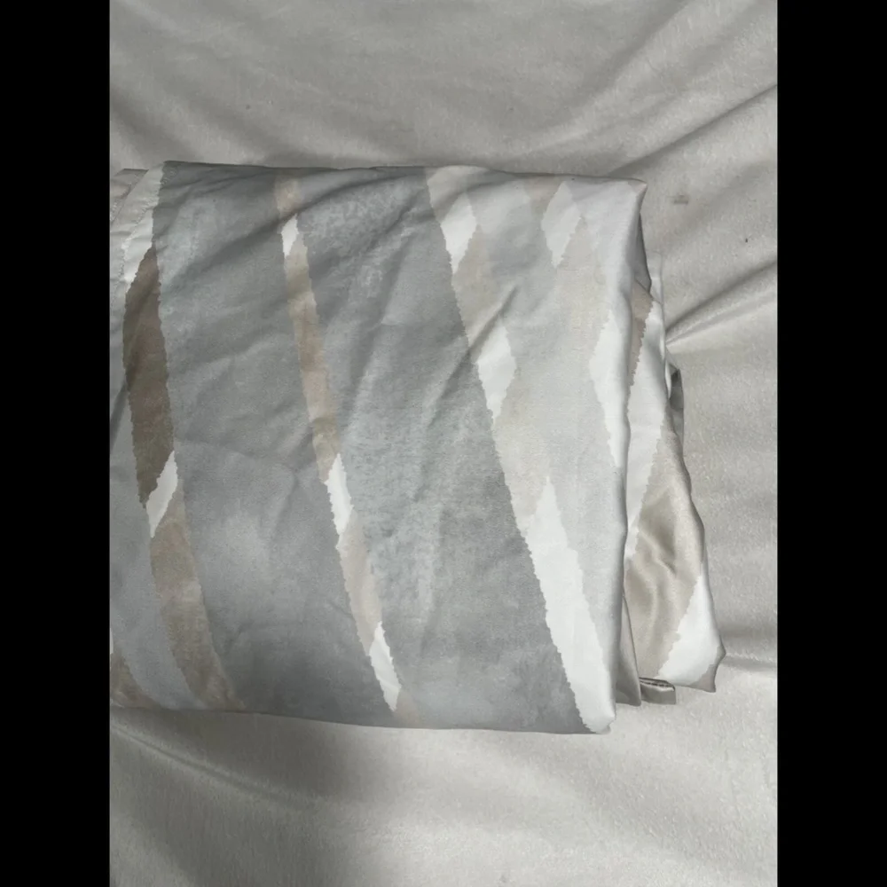 Hotel Collection new $300
